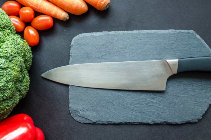 Как заточить нож без точилки дома?
